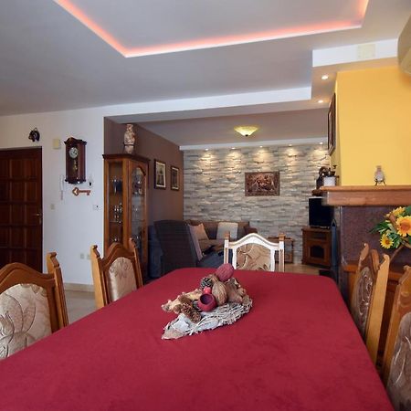 Gallery Premium 99 Near Ammphiteatre With Garage 5 Days And More Gratis Appartement Pula Buitenkant foto