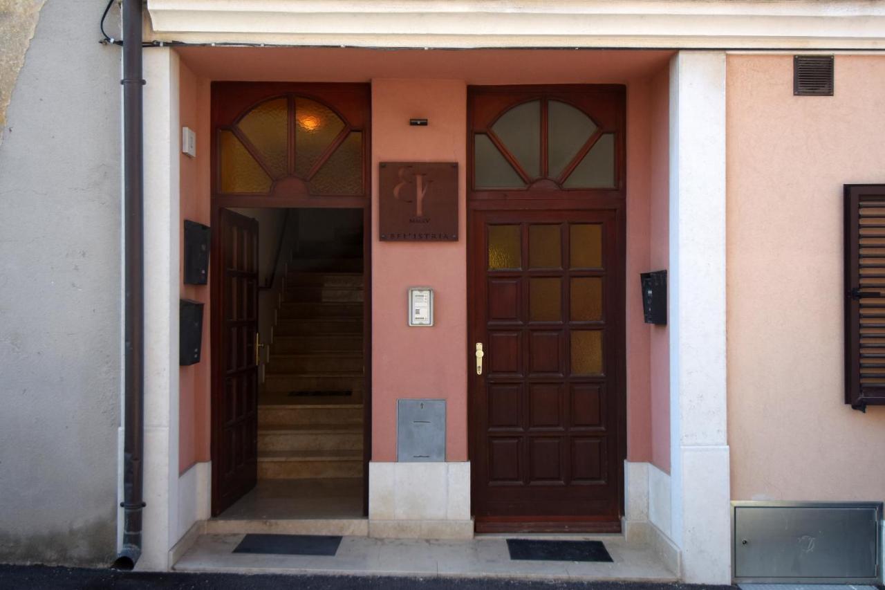 Gallery Premium 99 Near Ammphiteatre With Garage 5 Days And More Gratis Appartement Pula Buitenkant foto