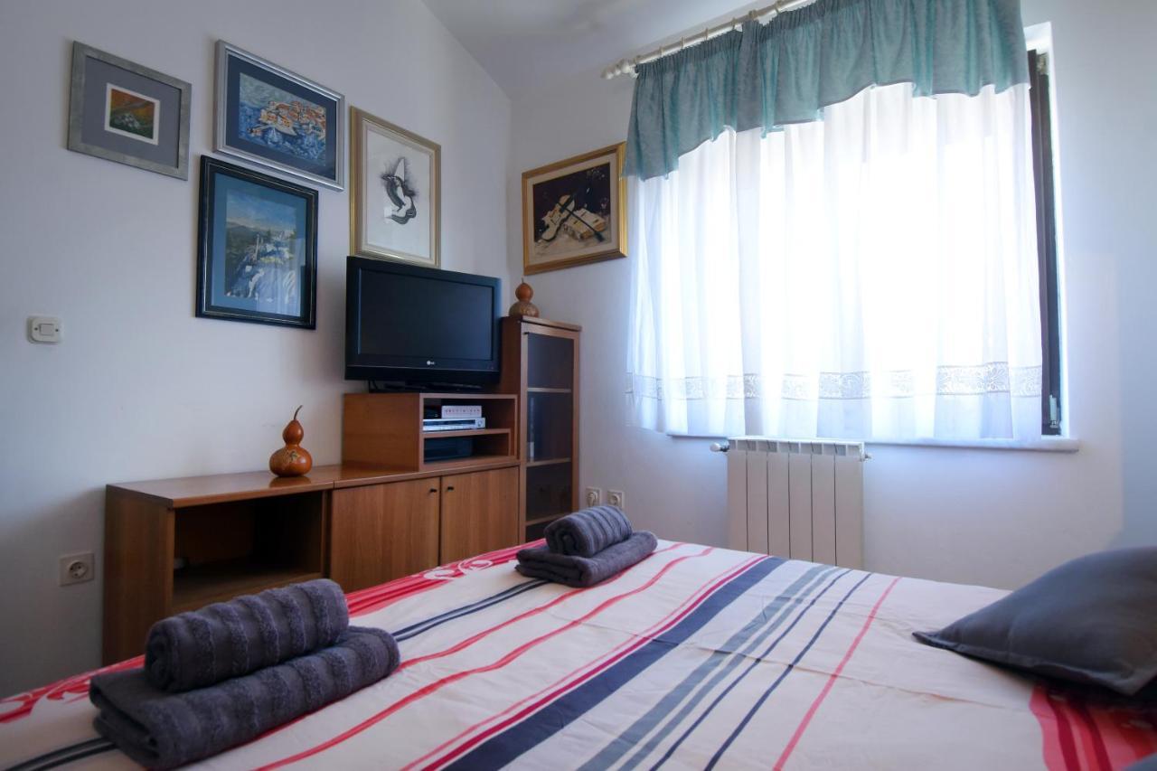 Gallery Premium 99 Near Ammphiteatre With Garage 5 Days And More Gratis Appartement Pula Buitenkant foto